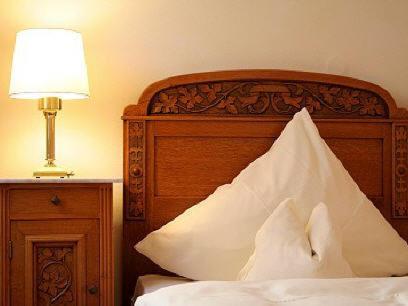Hotel Zur Krone أوغين المظهر الخارجي الصورة