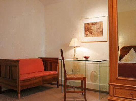 Hotel Zur Krone أوغين المظهر الخارجي الصورة