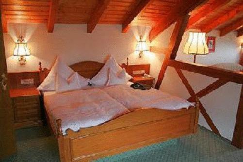 Hotel Zur Krone أوغين المظهر الخارجي الصورة